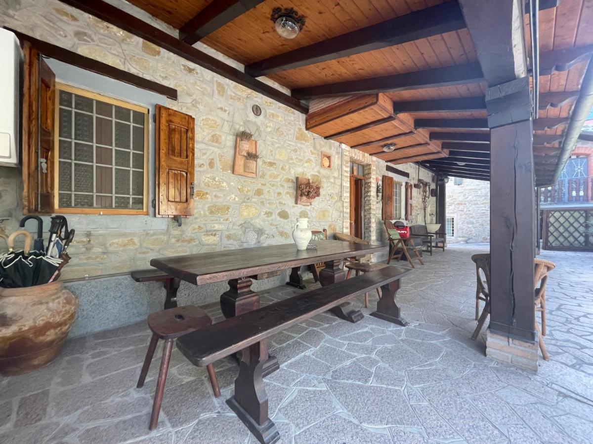 Mazzetti Country House-Vita In Campagna Con Giardino Vimignano-Chiesa Bagian luar foto
