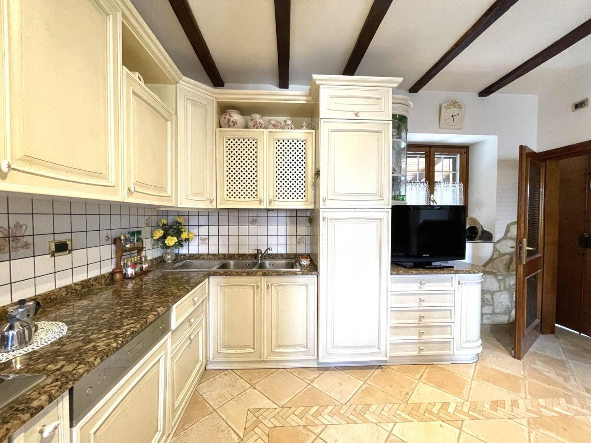 Mazzetti Country House-Vita In Campagna Con Giardino Vimignano-Chiesa Bagian luar foto