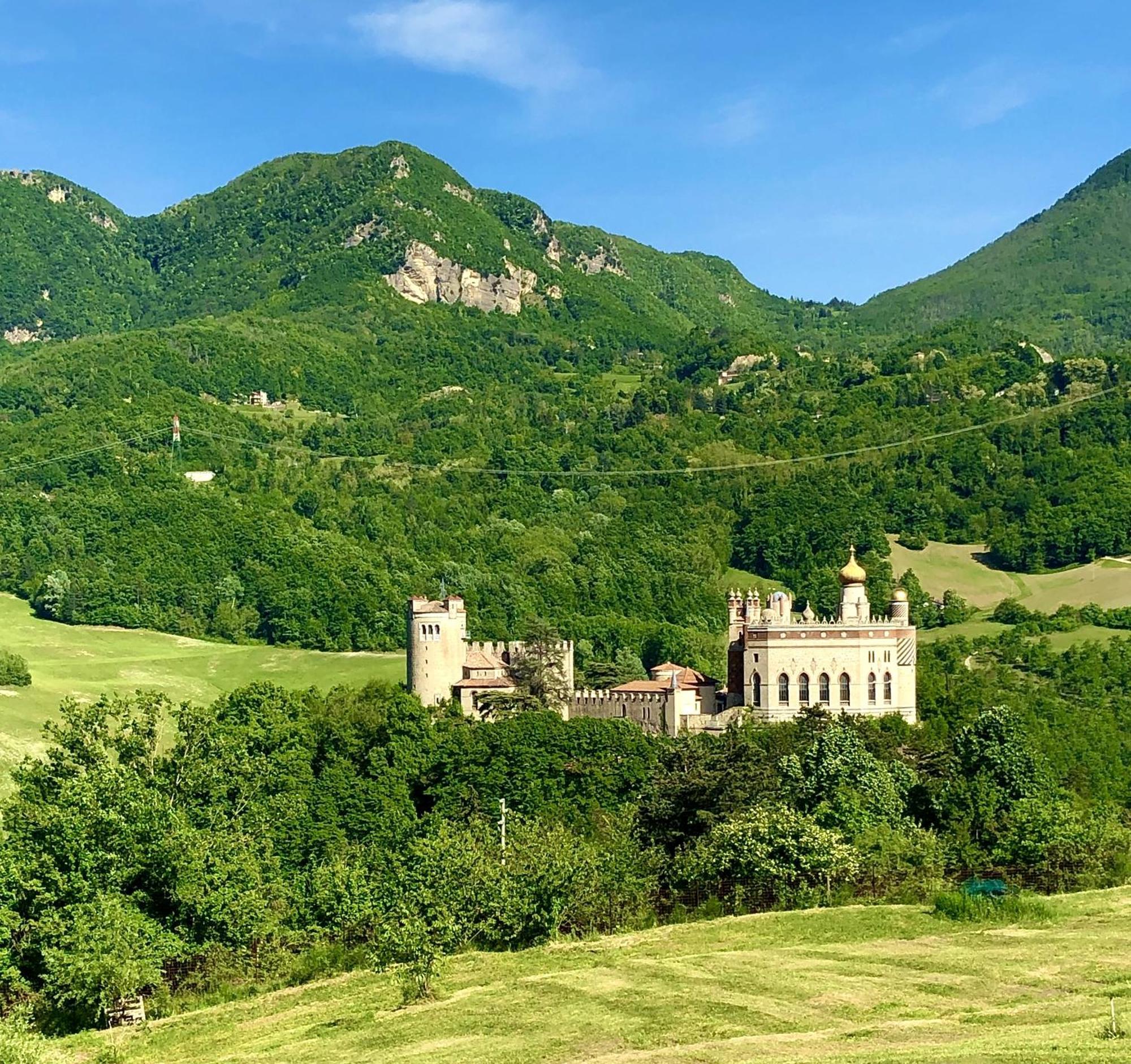 Mazzetti Country House-Vita In Campagna Con Giardino Vimignano-Chiesa Bagian luar foto