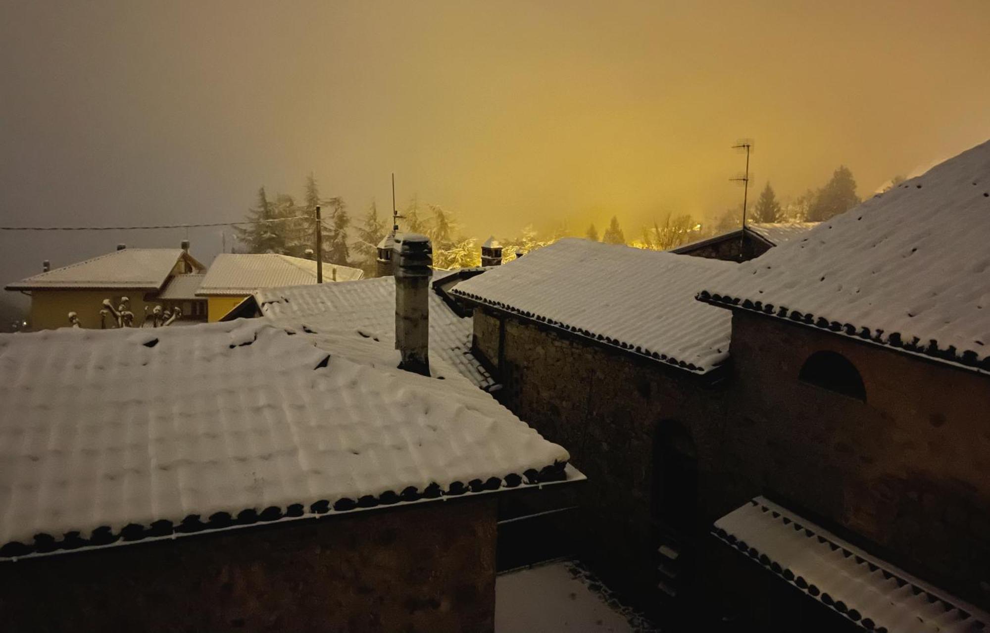 Mazzetti Country House-Vita In Campagna Con Giardino Vimignano-Chiesa Bagian luar foto